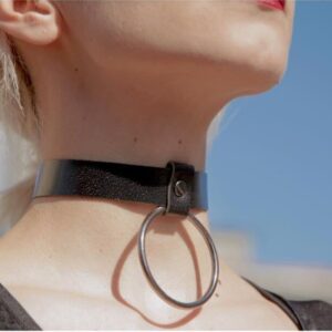 Trendy Girls Circle Ring Leather Collar