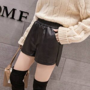 Autumn and winter new leather shorts