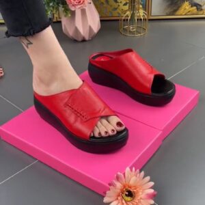 Women’s Soft Leather Thick Bottomed Sandals And Slippers