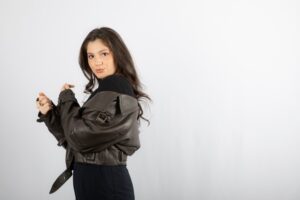 Lees meer over het artikel Layered Leather Looks